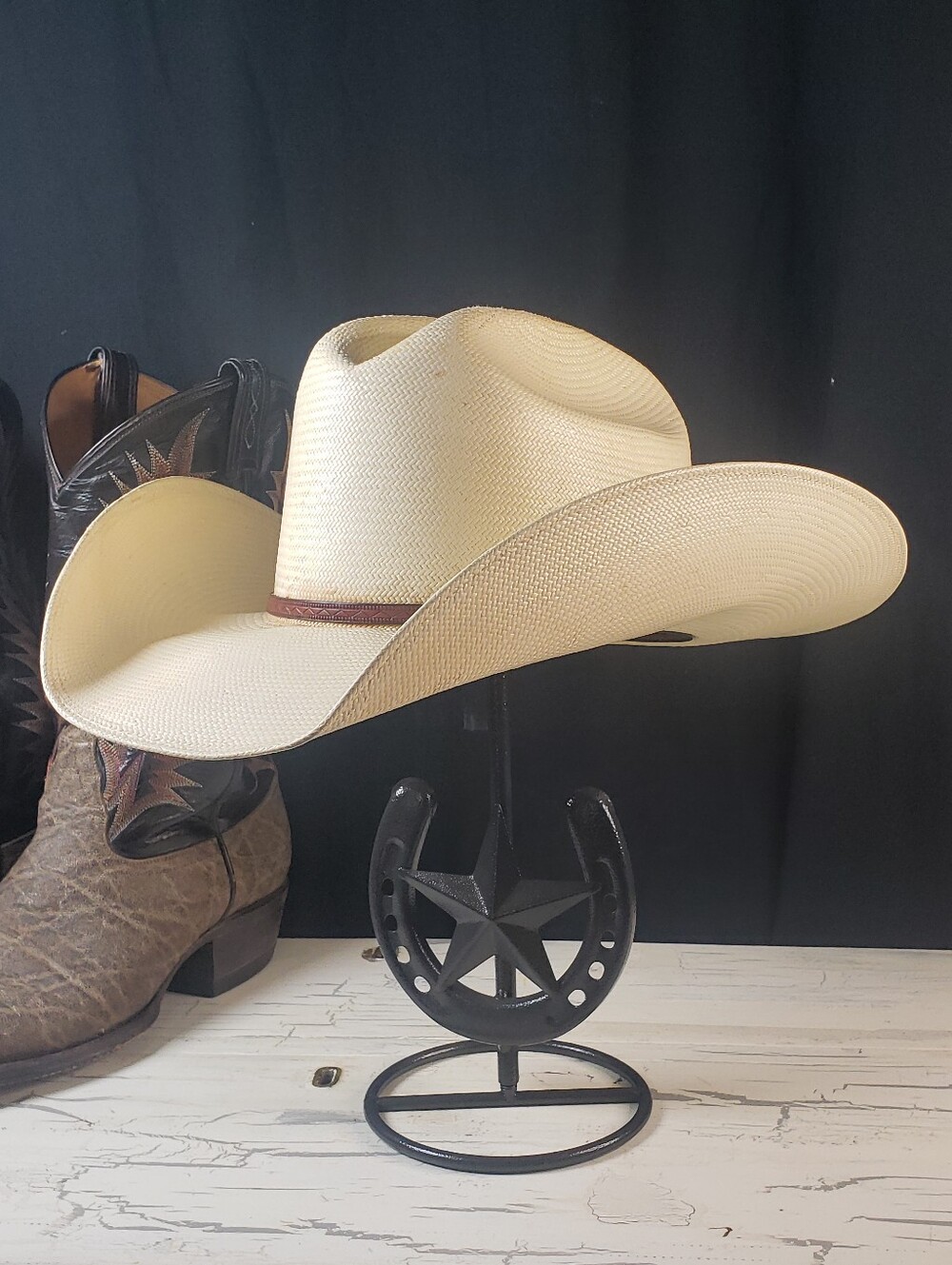 Stetson 'Maddock' 10X Straw Cowboy Hat in size 7-1/8 (22-1/4 inch)